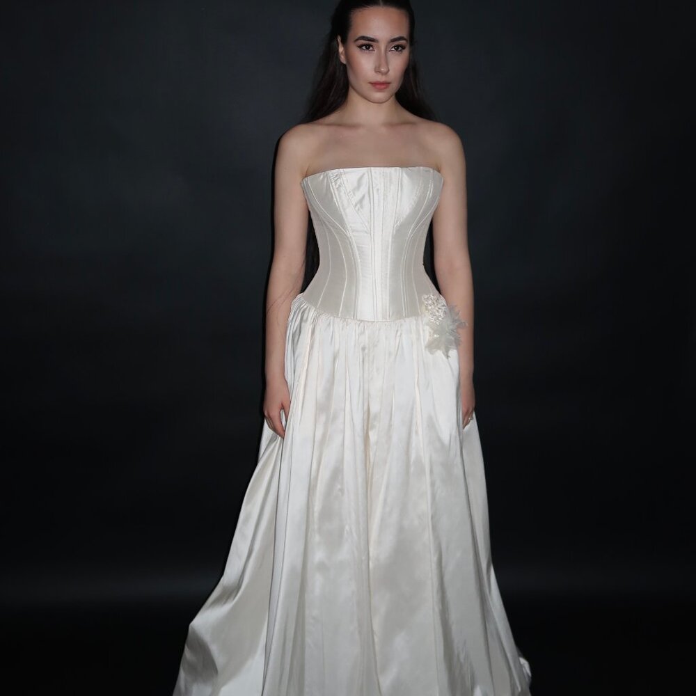 Floor Sample US 2 Topaza Pella Strapless Maxi Corset Dress